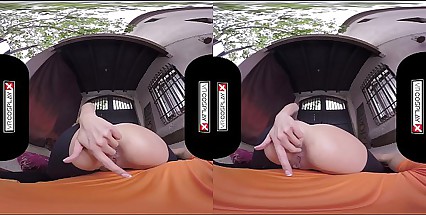 VR Candy Alexa Stimulates Naruto's Energy VRCosplayX com